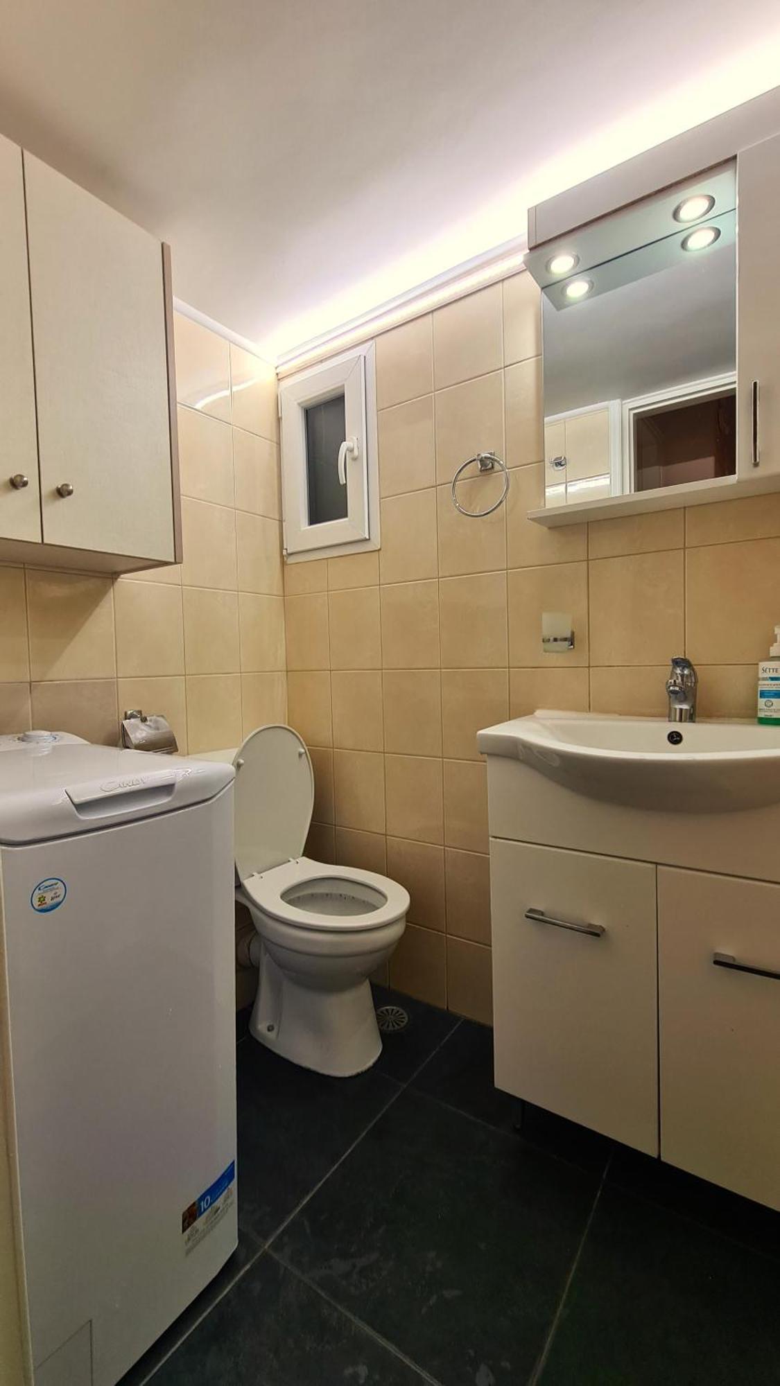 Artemis Apartment In Athens Kallithea * 雅典